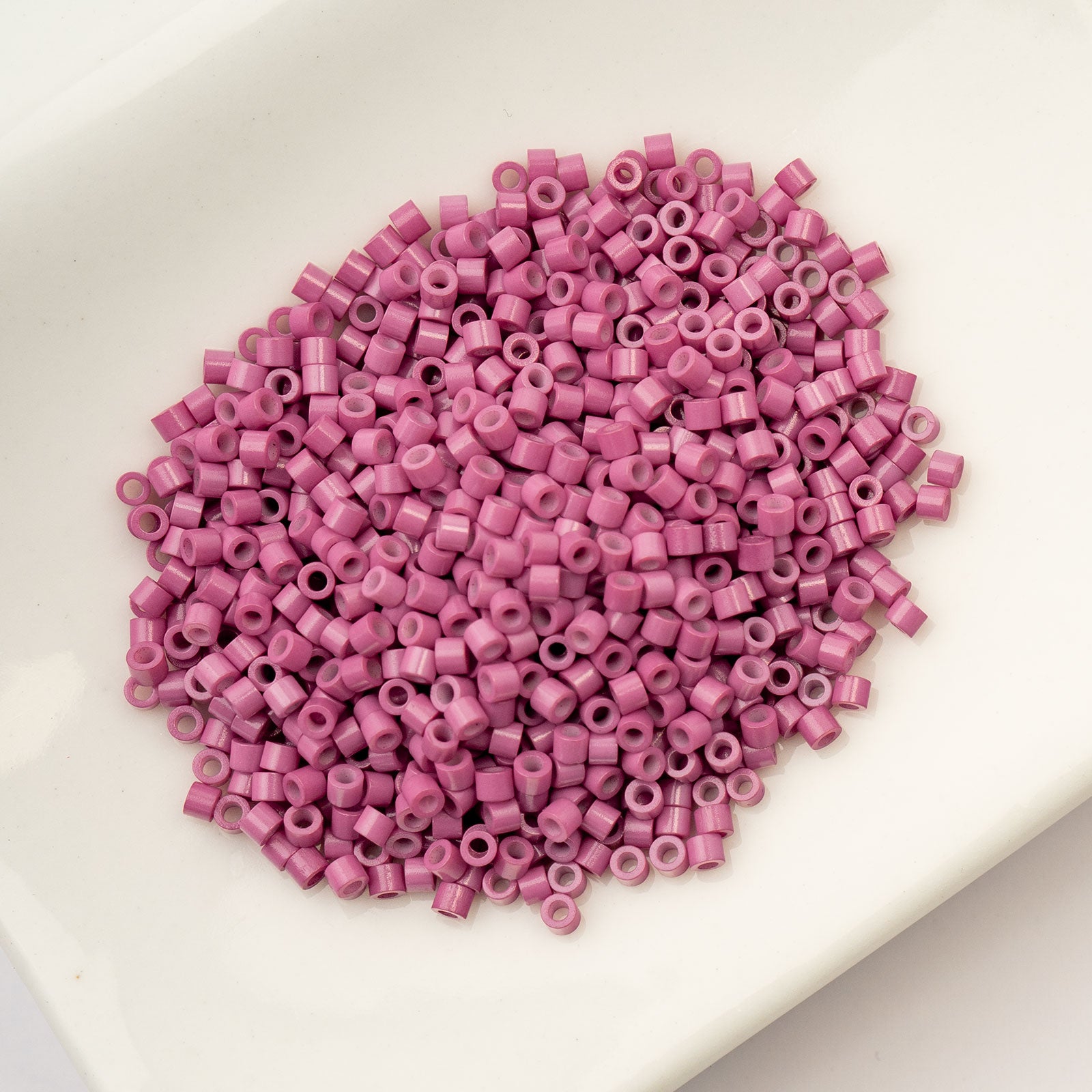 Cylin Bead 11/0 25g Bag Opaque Vintage Rose