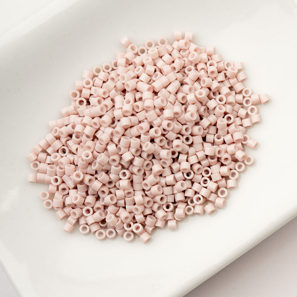 Cylin Bead 11/0 25g Bag Opaque Pale Rose