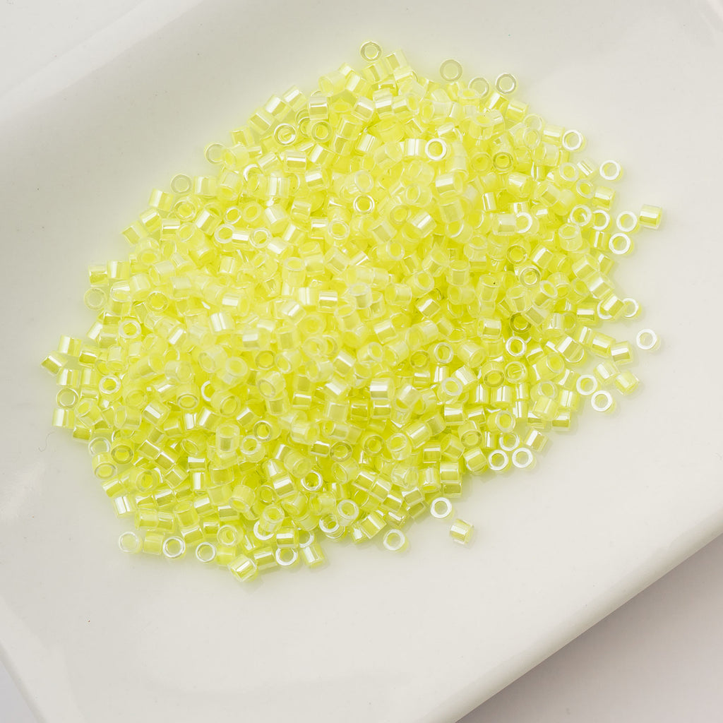 Cylin Bead 11/0 25g Bag Limeade Yellow Neon Color
