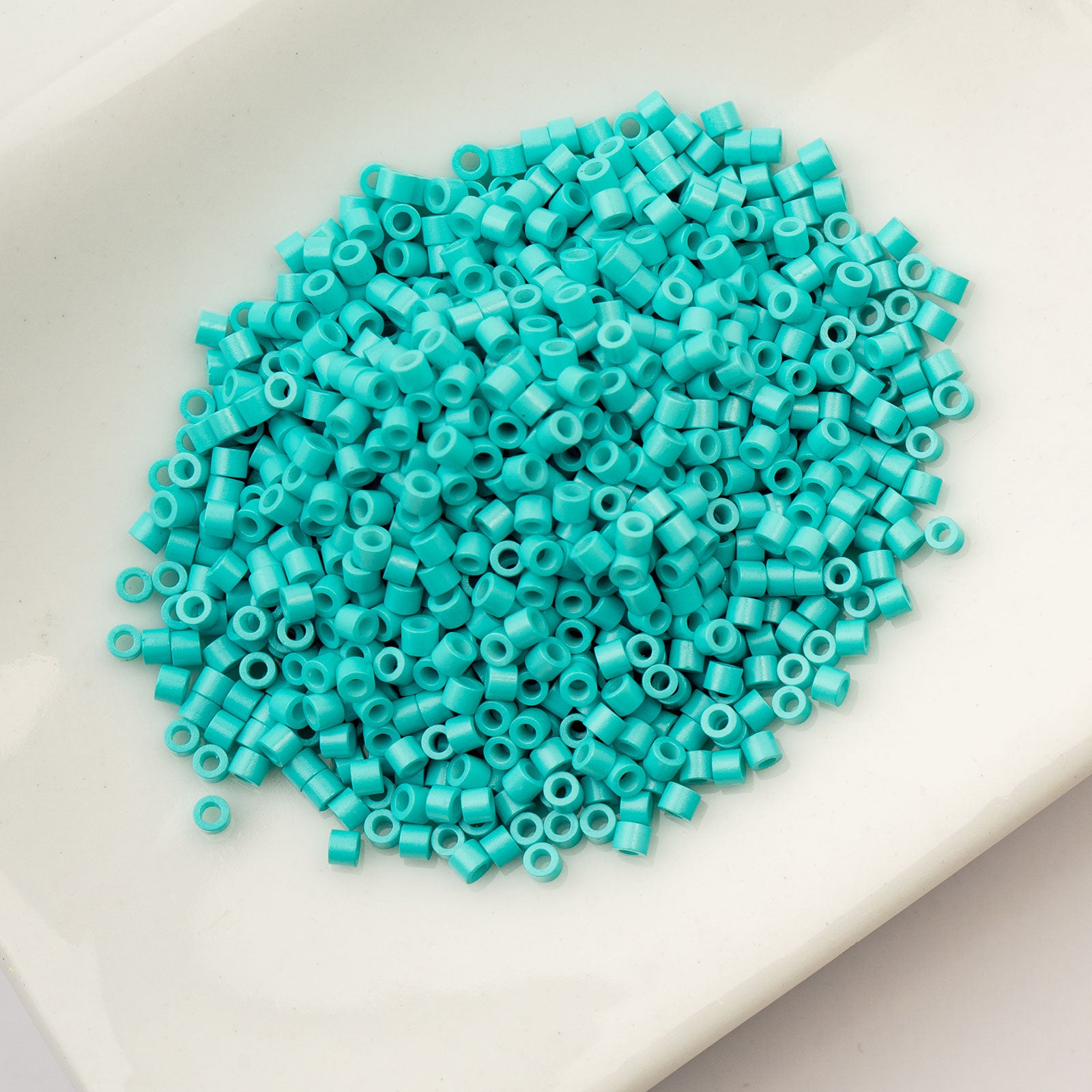 Cylin Bead 11/0 25g Bag Opaque Turquoise Blue