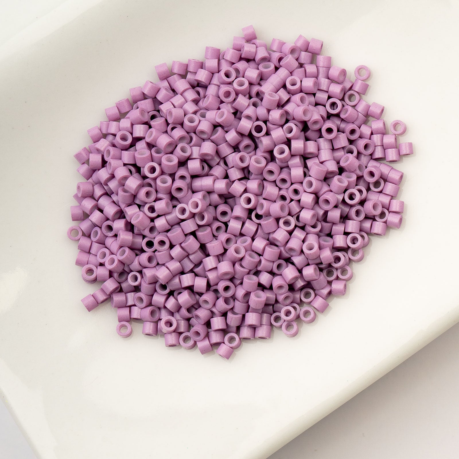 Cylin Bead 11/0 25g Bag Opaque Lilac