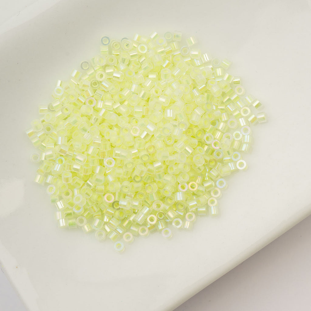 Cylin Bead 11/0 25g Bag Glow in Dark AB - Yellow Neon