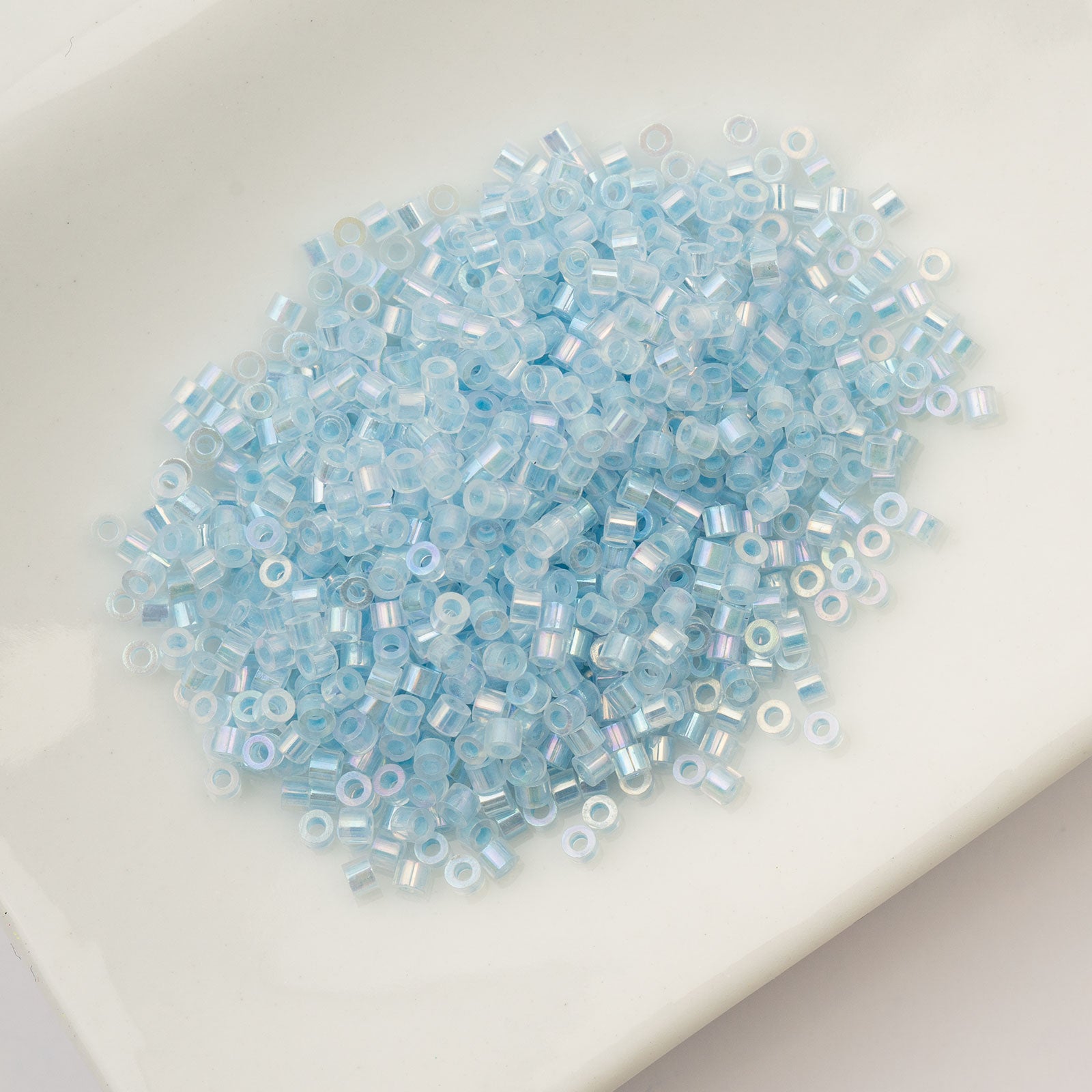 Cylin Bead 11/0 25g Bag Glow in Dark AB - Blue