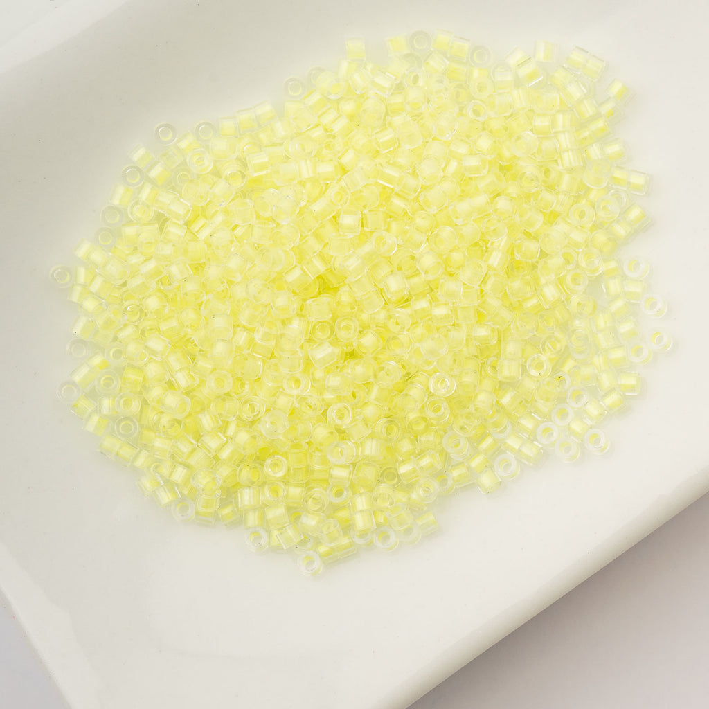 Cylin Bead 11/0 25g Bag Glow in Dark - Yellow