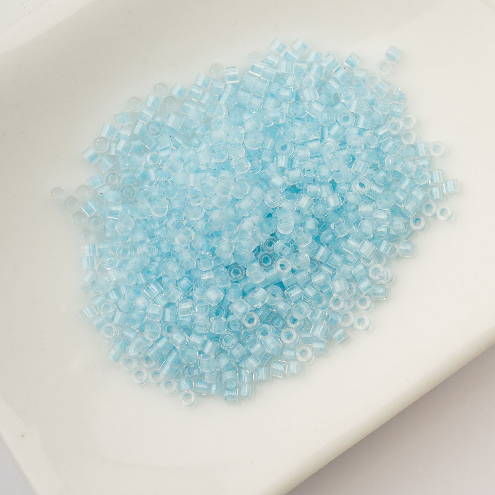 Cylin Bead 11/0 25g Bag Glow in Dark - Sky