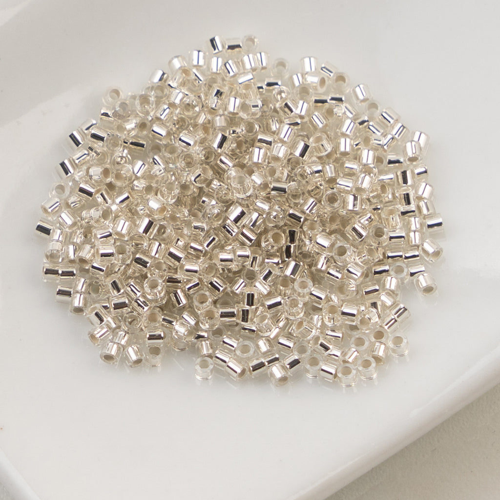 Cylin Bead 11/0 25g Bag Crystal S/L
