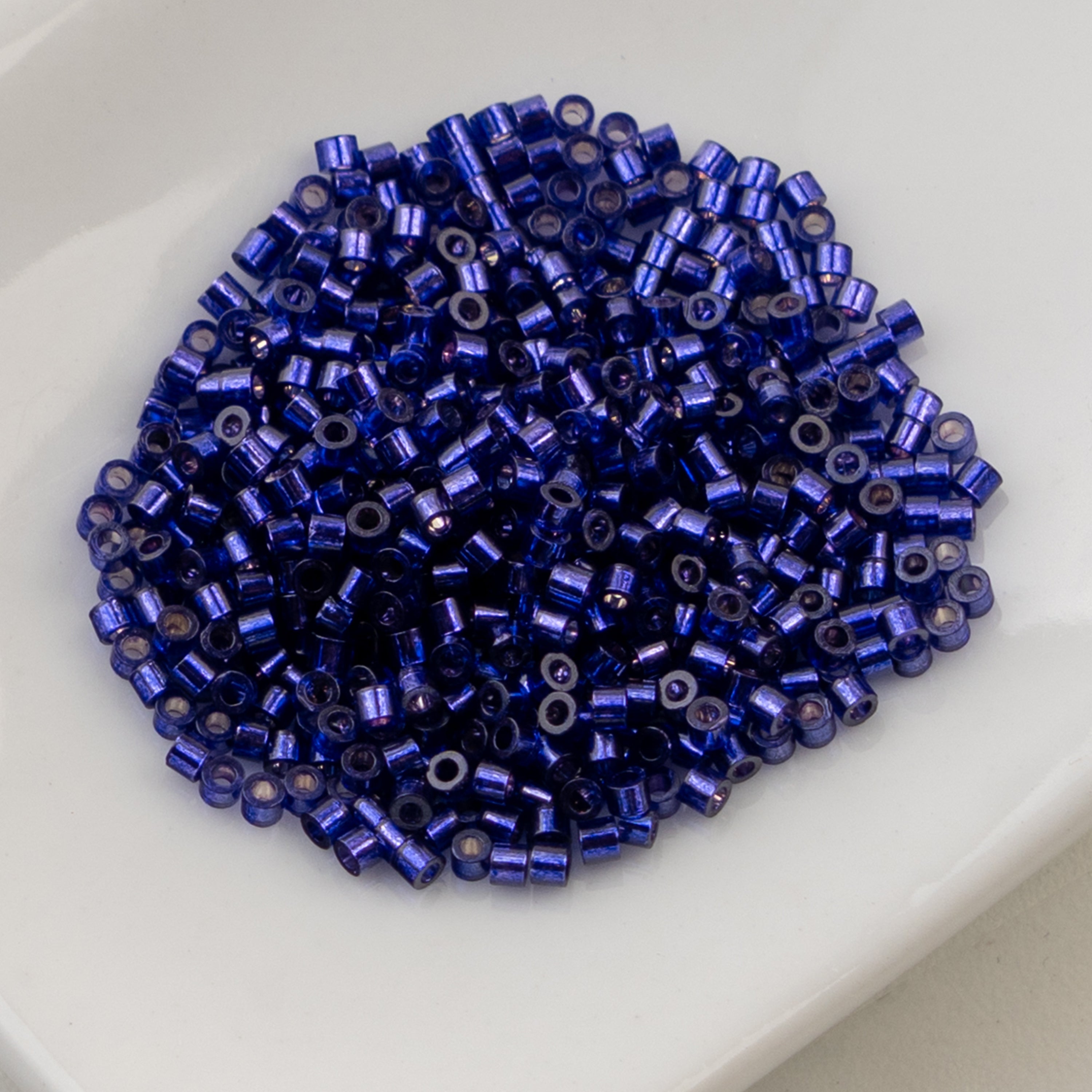 Cylin Bead 11/0 25g Bag Dark Violet S/L