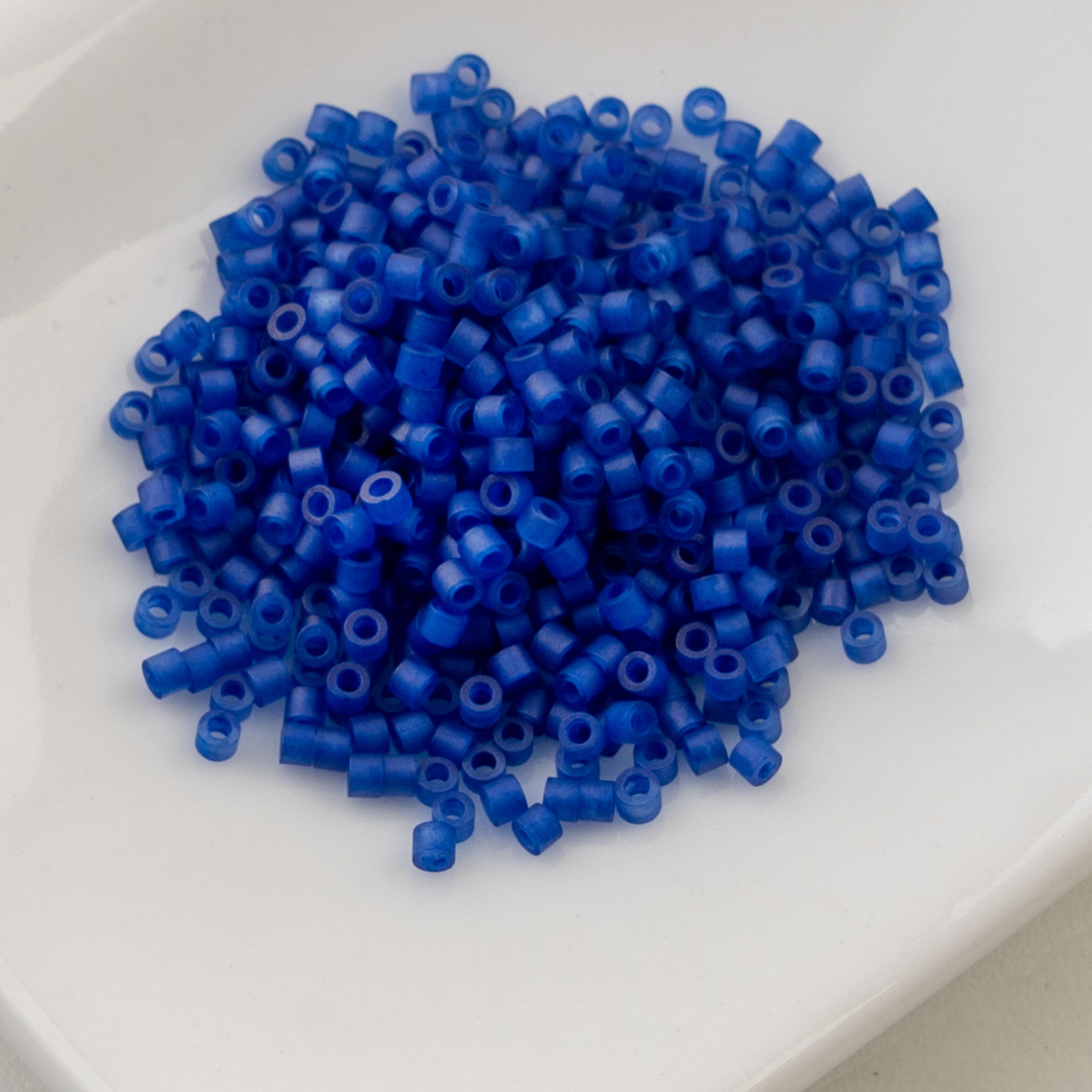 Cylin Bead 11/0 25g Bag Transparent Cobalt Blue
